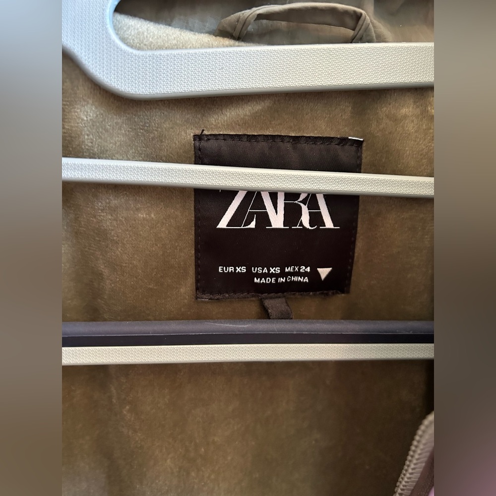 Zara Women’s Tan Beige Fleece Sherpa Sage Green Zip Jacket - Extra Small - Picture 8 of 8